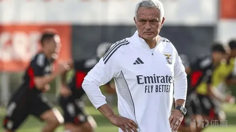 “弱势之师后防线告急，四胜三负能否逆境翻盘？”